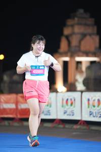 BIB: 45989, 100
                            <button type="button" onclick="openModal(19774372)" class="btn btn-primary btn-sm float-right btn-popup" data-toggle="modal" data-target=".modal-high-quality">
                        <i class="fas fa-shopping-cart"></i> Add to Cart
                    </button>
                                            <button type="button" onclick="isThisMe(19774372, true)" class="btn btn-success btn-sm float-right btn-popup btn-isme hidden" data-toggle="tooltip" data-placement="bottom" title="นี่คือรูปของคุณใช่ไหม คลิกที่นี่เพื่อเอาเข้าอัลบั้ม">
                        <i class="fas fa-plus"></i> Add to album
                    </button>
                    <button type="button" onclick="isThisMe(19774372, false)" class="btn btn-warning btn-sm float-right btn-popup btn-isnotme hidden">
                        <i class="fas fa-ban"></i> Remove from album
                    </button>